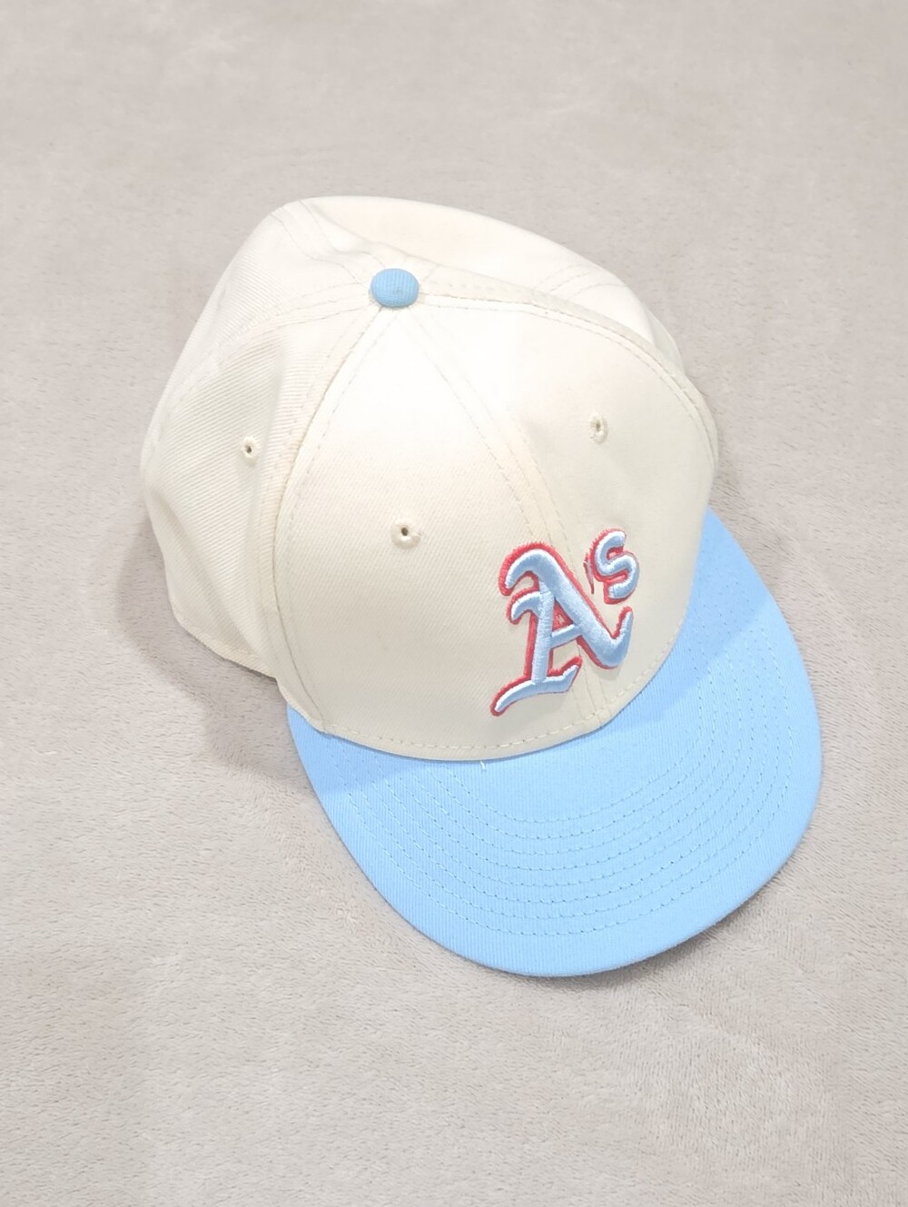 Mens Athletics New Era Cream/Light Blue Spring Color Two-Tone 59FIFTY Fitted Hat
